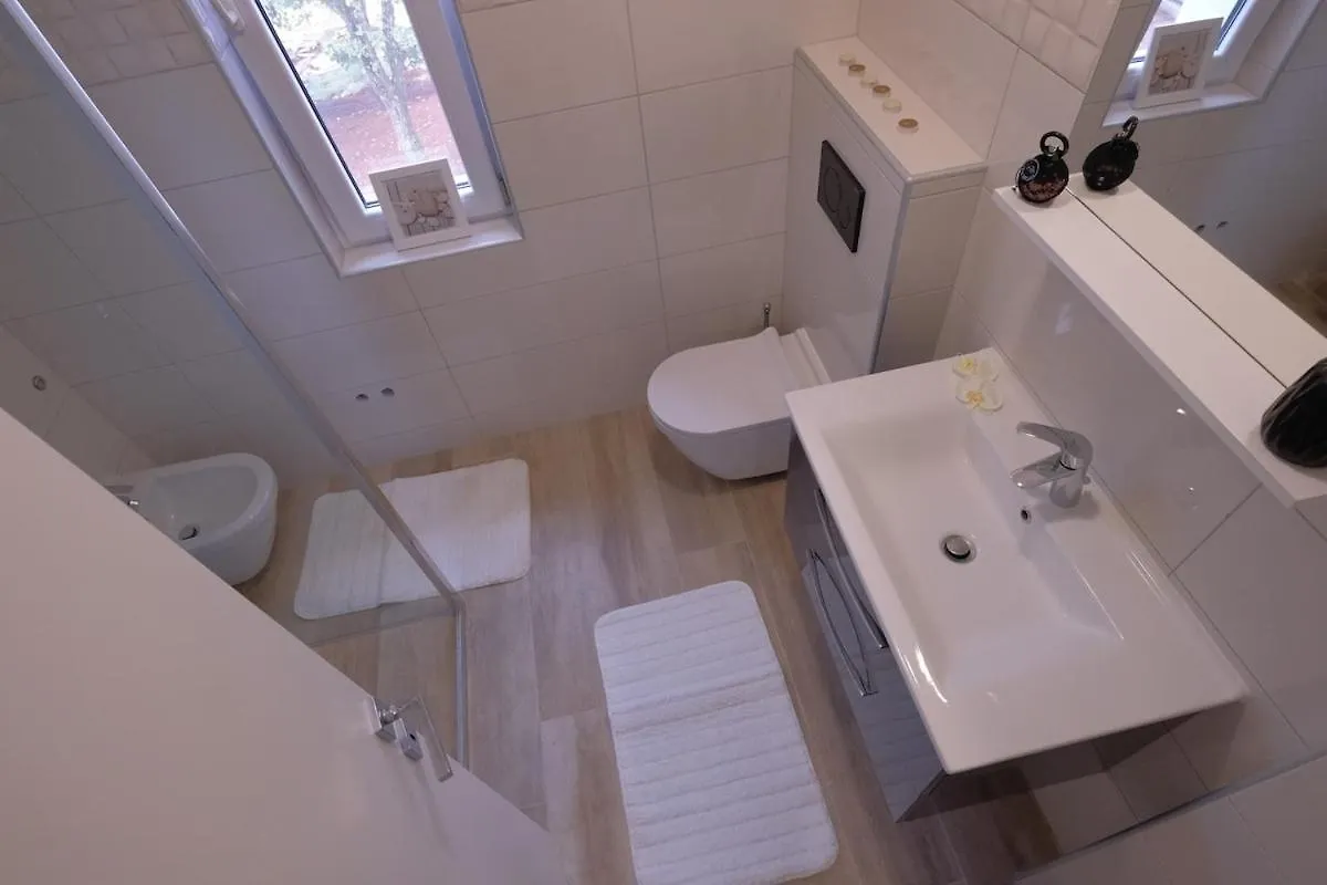 Villa Boscari Režanci 0*,  Κροατία